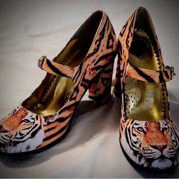 Hot Chocolate Design Bengala Tiger:  Mary Jane Heels Size 40(EU)/10(US) NIB - Picture 1 of 11